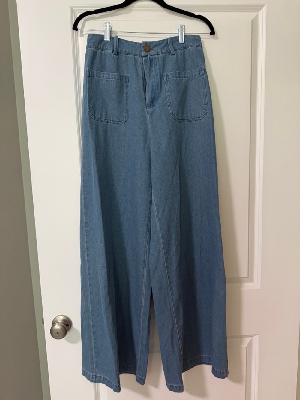 eesome Light Blue Wide-Leg Denim Jeans S